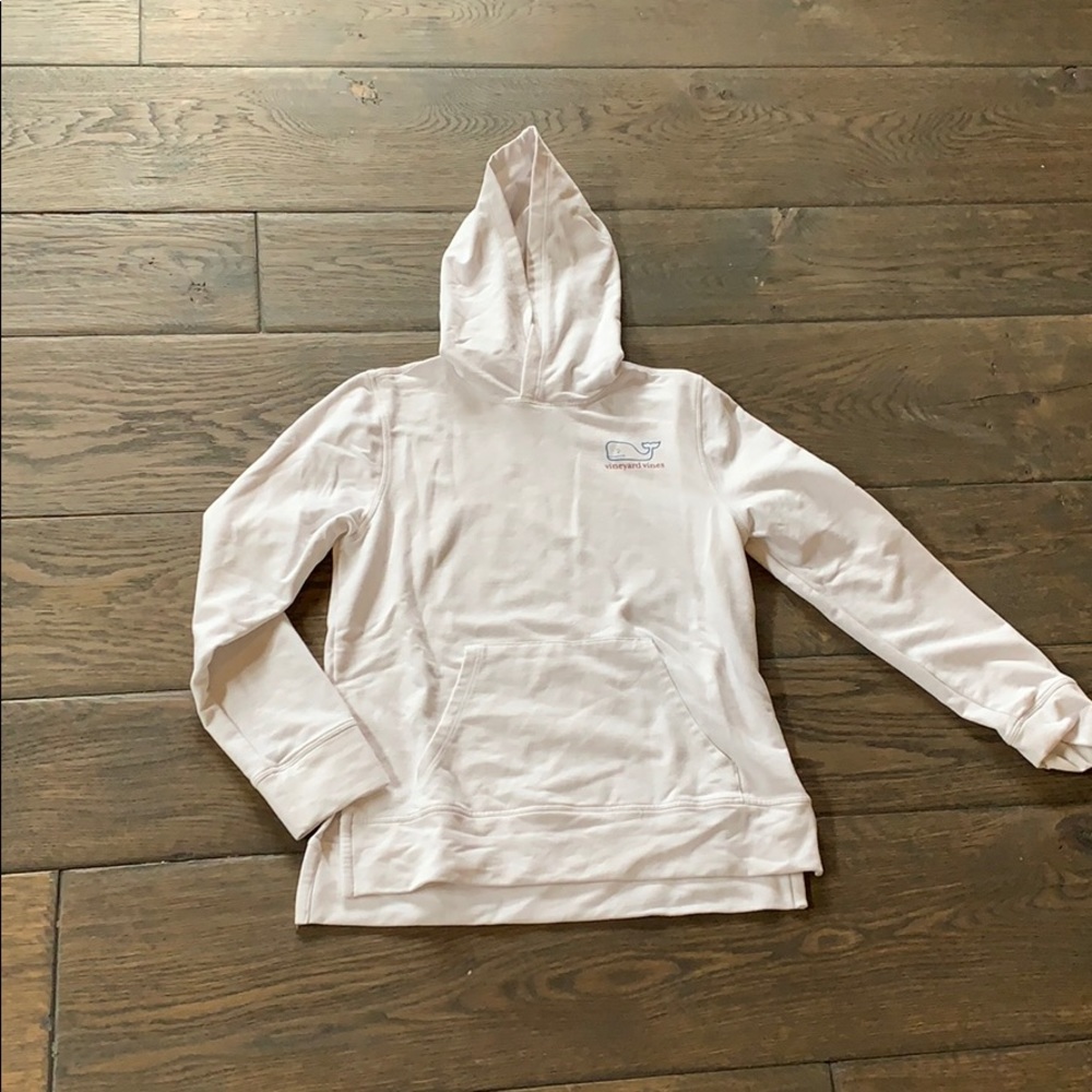 Vineyard vines hoodie